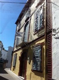 Maison de ville de 4 chambres à vendre à Martos