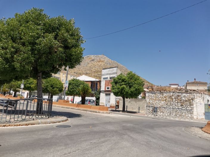 Image No.14-3 Bed Townhouse for sale