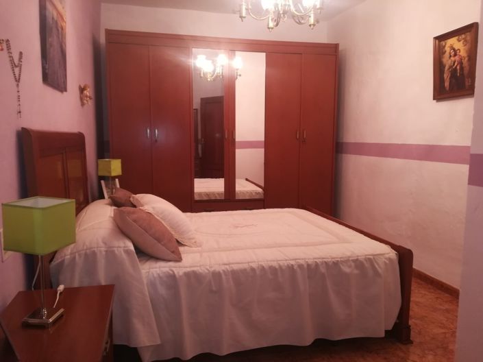 Image No.6-4 Bed Townhouse for sale