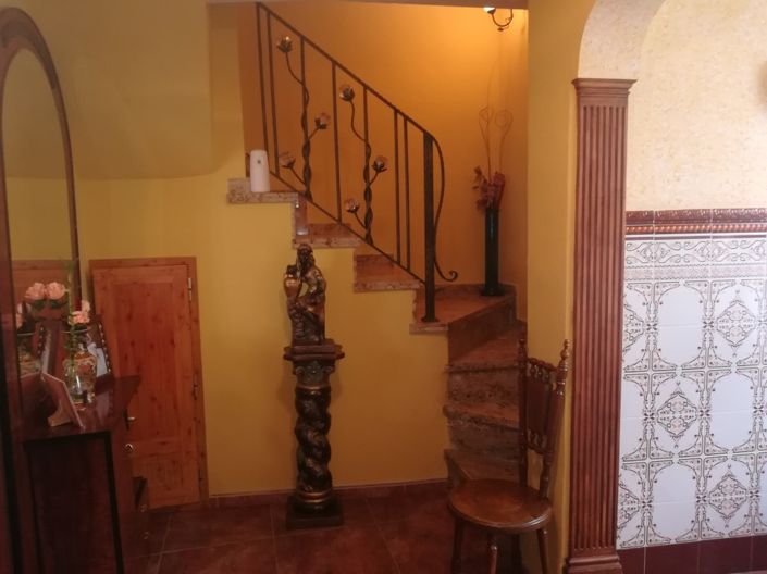 Image No.10-4 Bed Townhouse for sale