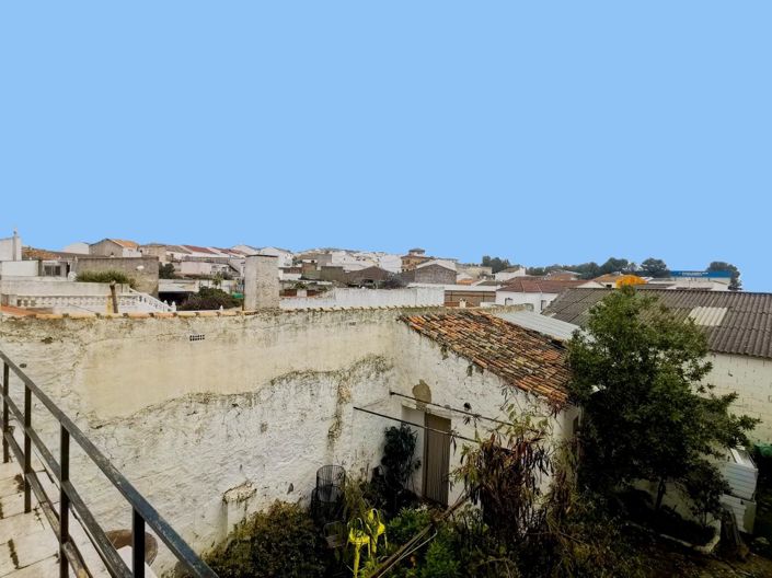 Image No.32-5 Bed Village House for sale