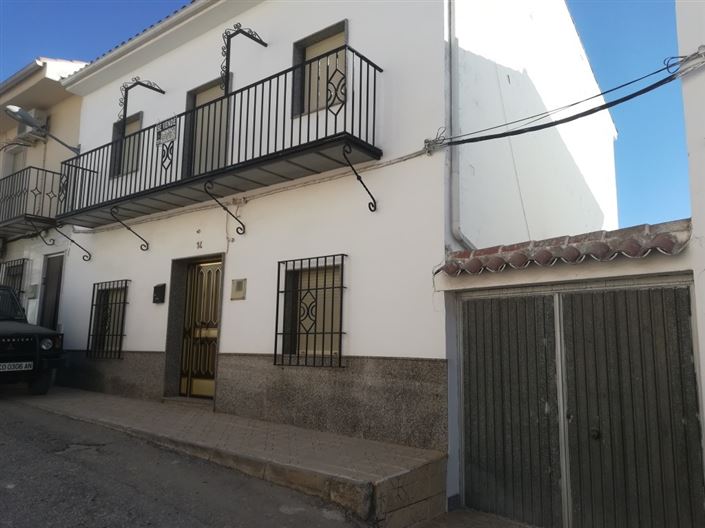 Image No.1-5 Bed Village House for sale