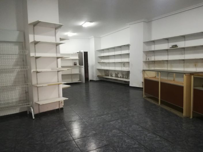 Image No.3-3 Bed Commercial for sale