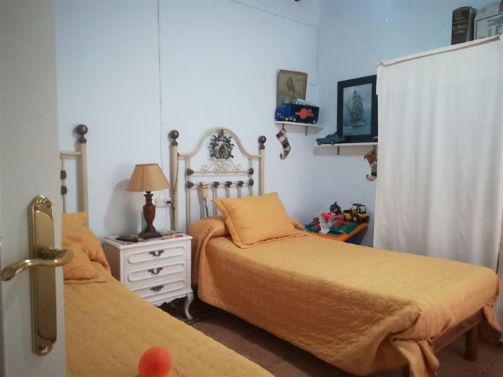 Image No.9-5 Bed Country Property for sale