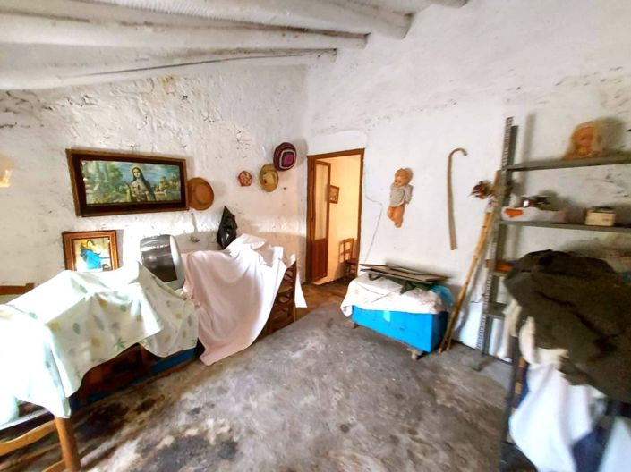 Image No.14-4 Bed Townhouse for sale