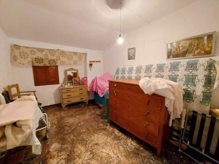 Image No.16-4 Bed Townhouse for sale