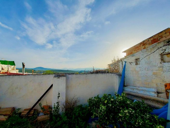 Image No.32-4 Bed Townhouse for sale