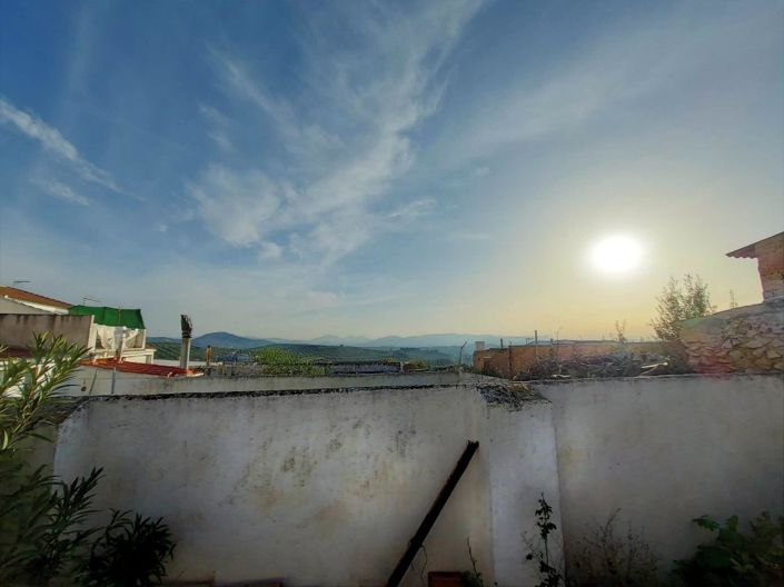 Image No.33-4 Bed Townhouse for sale