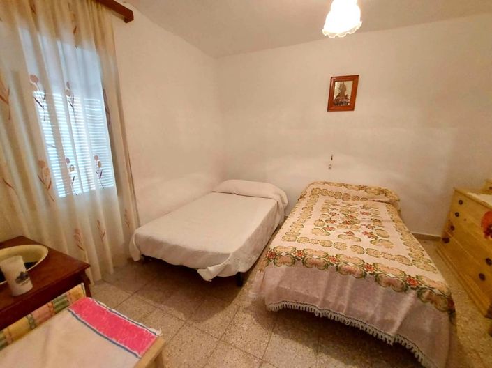 Image No.8-4 Bed Townhouse for sale