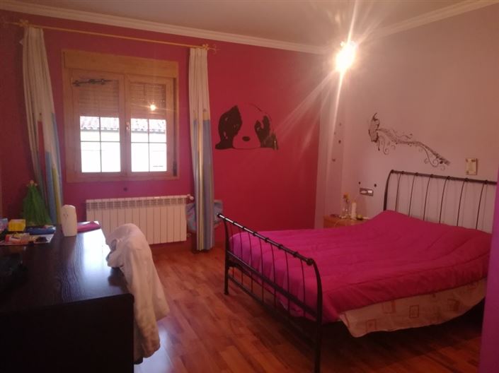 Image No.14-4 Bed Village House for sale