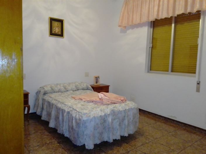 Image No.10-4 Bed Bungalow for sale