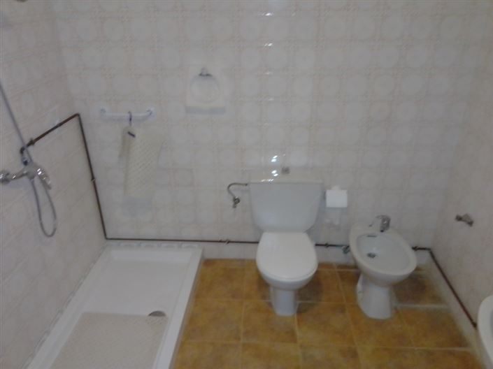 Image No.17-4 Bed Bungalow for sale