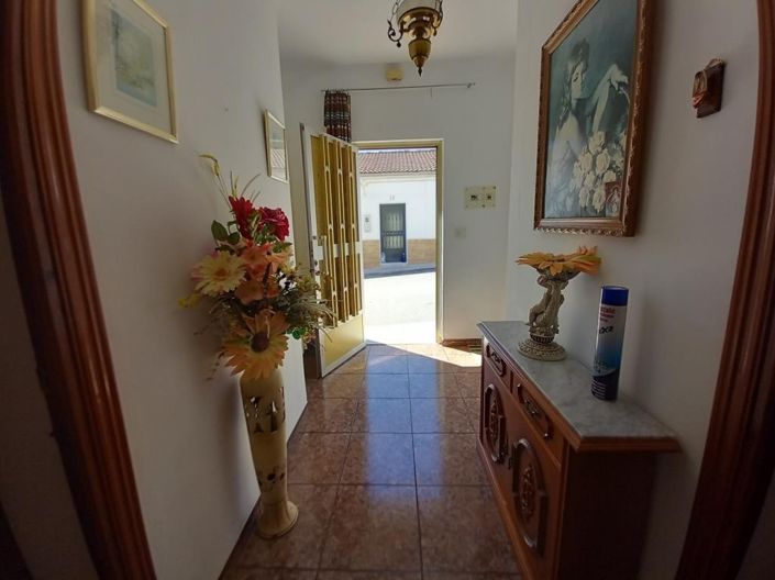 Image No.7-4 Bed Bungalow for sale