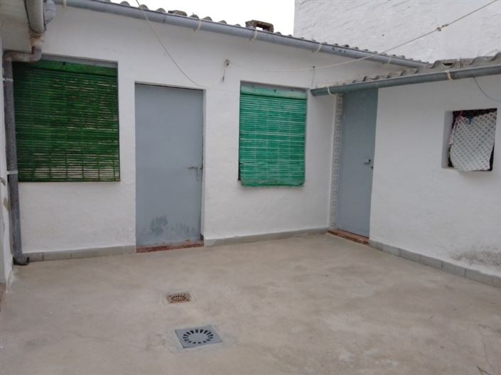 Image No.20-4 Bed Bungalow for sale