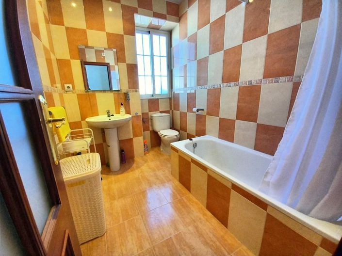 Image No.36-5 Bed Village House for sale