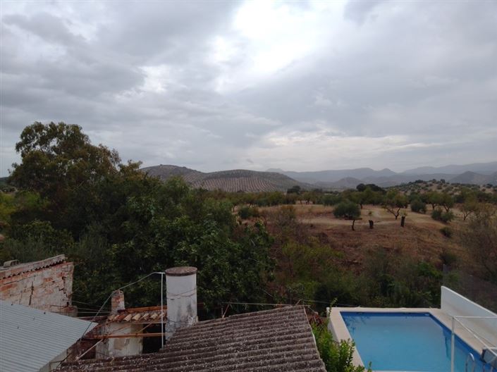 Image No.17-4 Bed Village House for sale