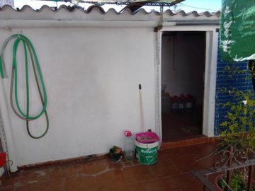 full112484657352904
