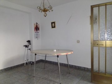 full112484657352894