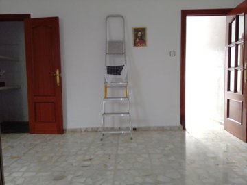 full112484657352895