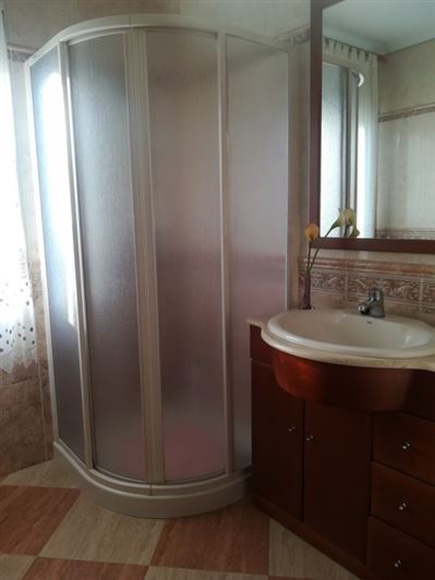 Image No.14-4 Bed Townhouse for sale