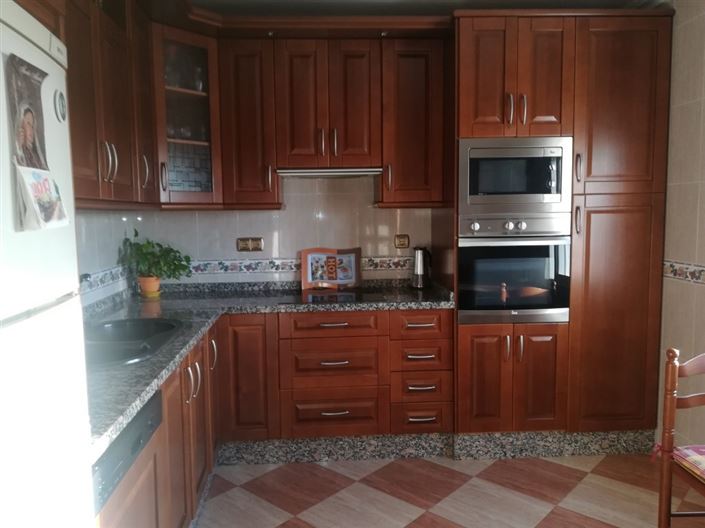 Image No.7-4 Bed Townhouse for sale