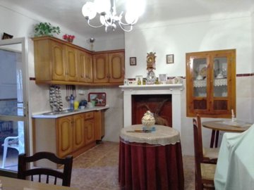 full120856358814818