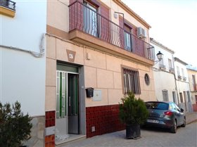 Image No.0-Maison de ville de 3 chambres à vendre à Martos