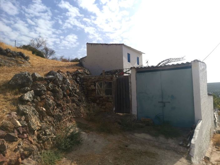 Image No.34-3 Bed Country House for sale