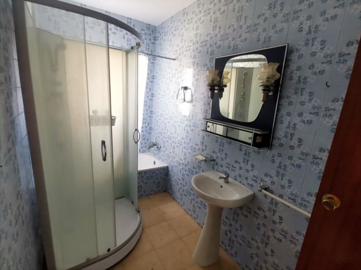 Image No.21-Maison de campagne de 4 chambres à vendre à Sabariego