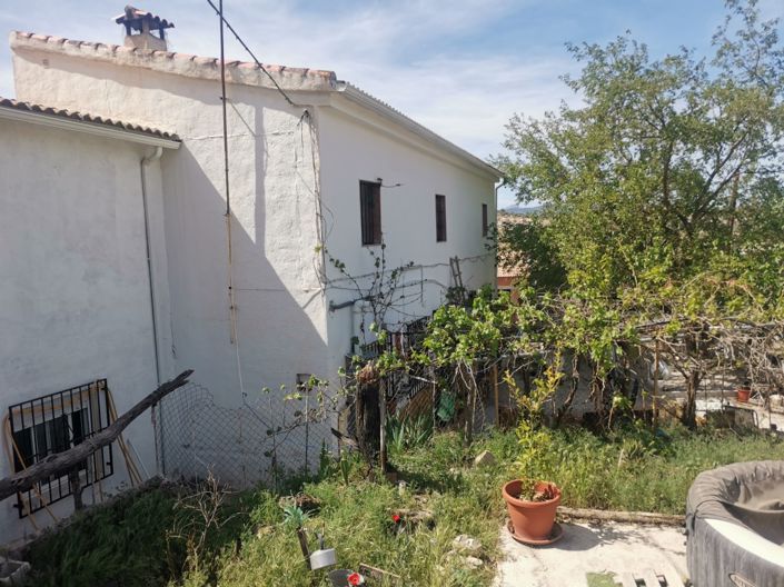 Image No.6-4 Bed Country House for sale