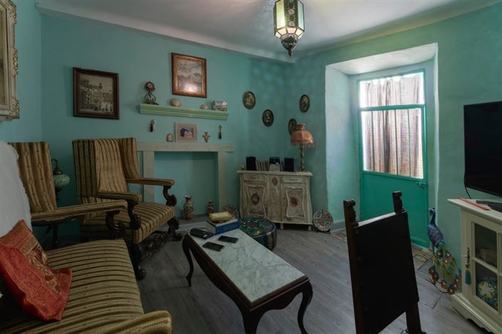 Image No.18-4 Bed Townhouse for sale