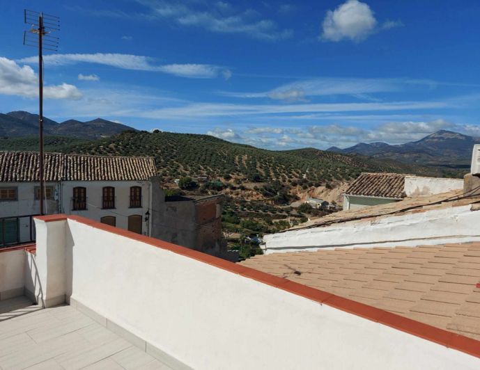 Image No.22-2 Bed Bar for sale