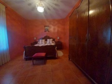 full128877360468043