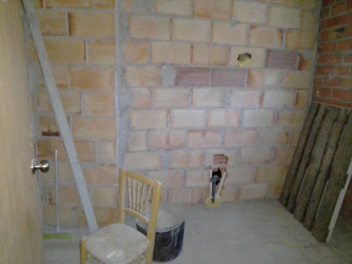 Image No.12-4 Bed Townhouse for sale