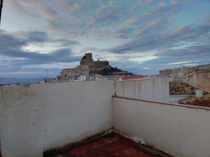 Image No.15-4 Bed Townhouse for sale