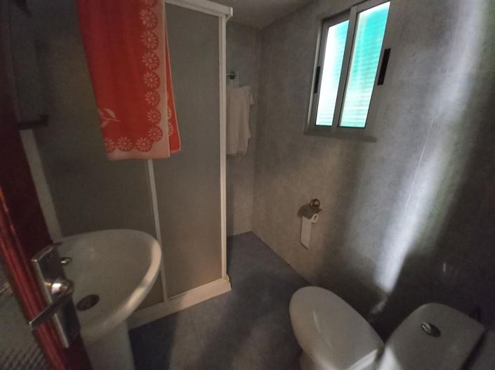 Image No.13-4 Bed Townhouse for sale