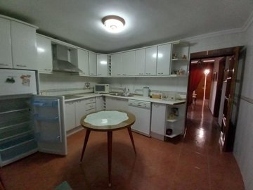full129540260611889