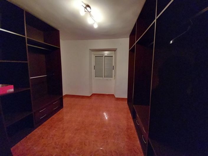 Image No.23-Maison de ville de 4 chambres à vendre à Martos