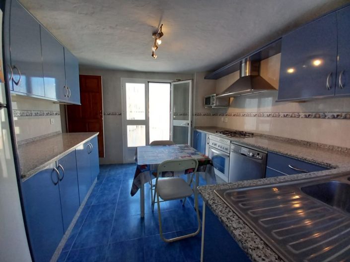 Image No.17-4 Bed Village House for sale