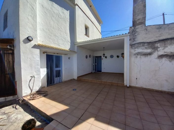 Image No.25-4 Bed Village House for sale