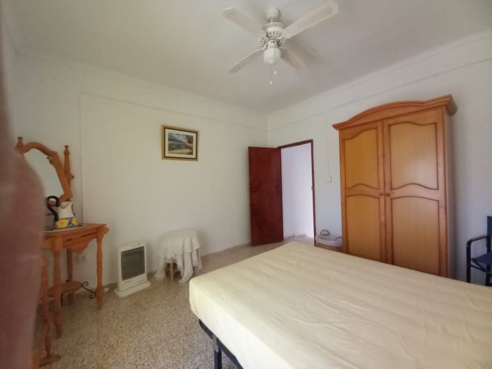 Image No.37-4 Bed Village House for sale