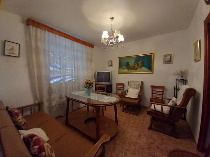 Image No.8-5 Bed Townhouse for sale