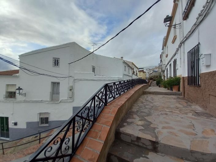 Image No.32-Maison de ville de 3 chambres à vendre à Martos