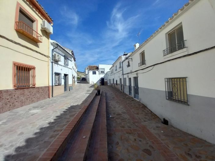 Image No.5-Maison de ville de 3 chambres à vendre à Martos