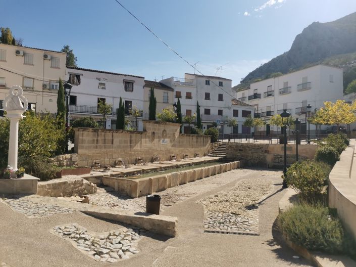 Image No.34-Commercial de 3 chambres à vendre à Martos