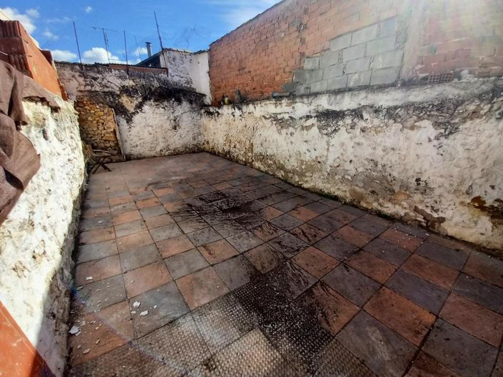 Image No.13-3 Bed Townhouse for sale