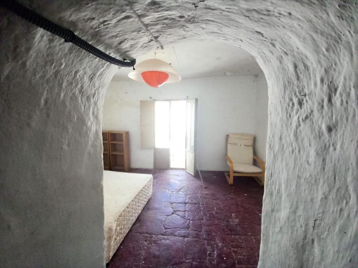 Image No.17-3 Bed Townhouse for sale