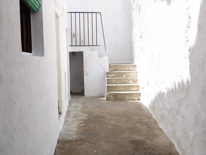 Image No.15-3 Bed Townhouse for sale