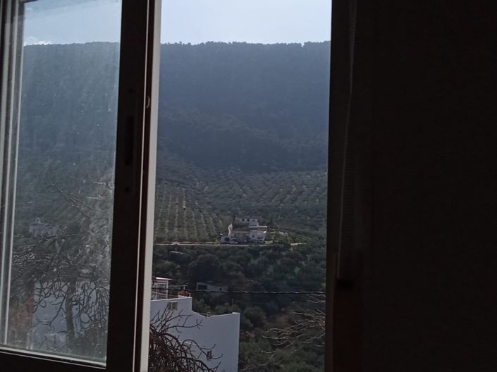 Image No.11-2 Bed Townhouse for sale