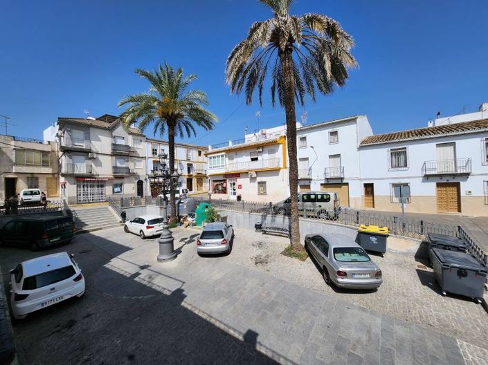 Image No.10-3 Bed Apartment for sale